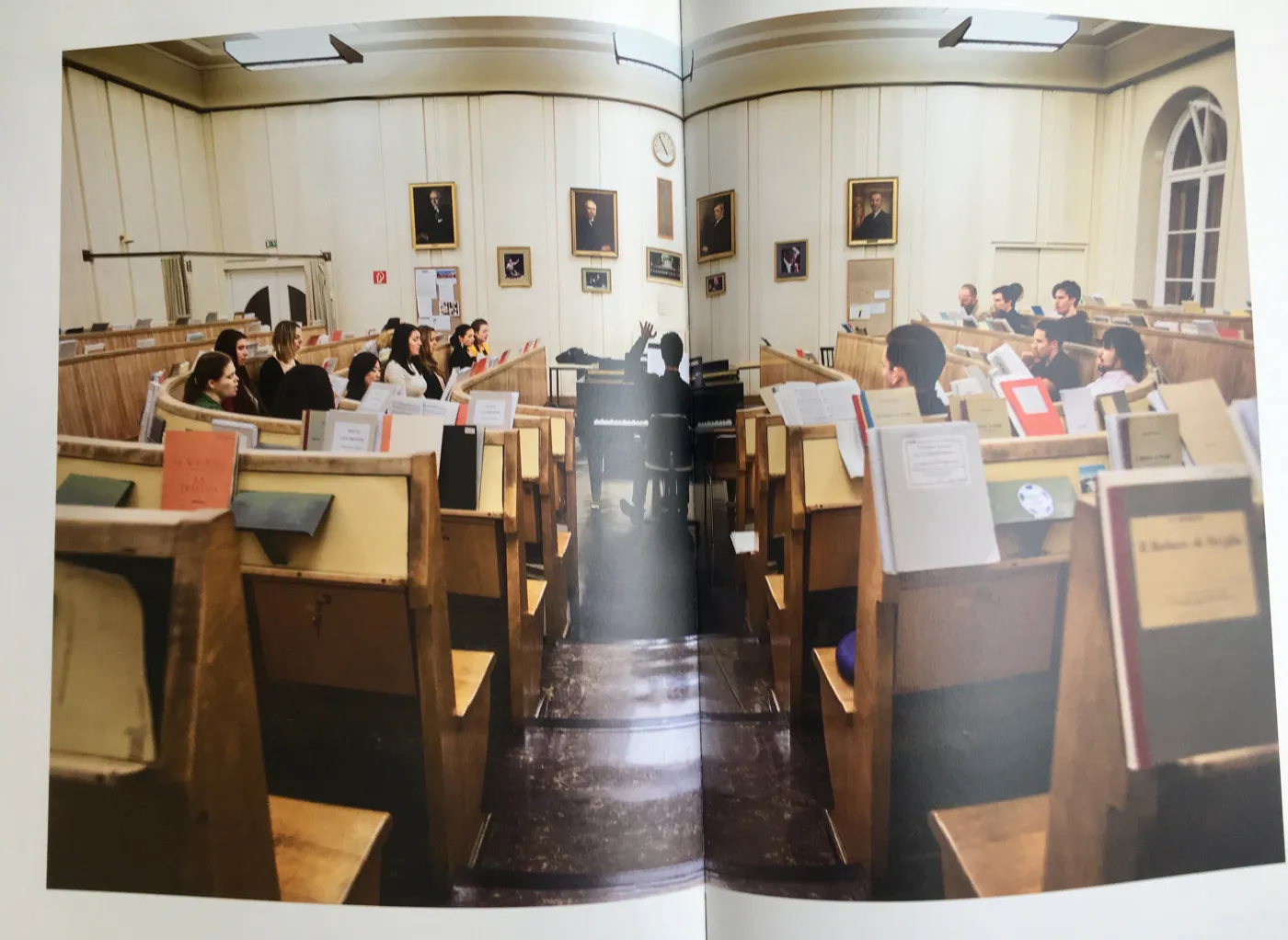 Livro da Ópera aberto